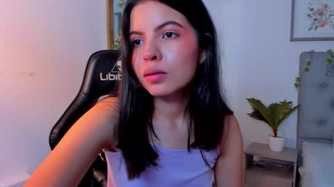 Sophia Howland online show from February 24, 9:51 pm