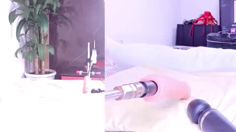 phi online show from March 2, 10:38 pm