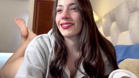 sophiarommie online show from March 15, 6:11 pm