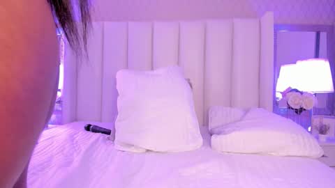 SophiaSmiths online show from February 21, 10:57 pm