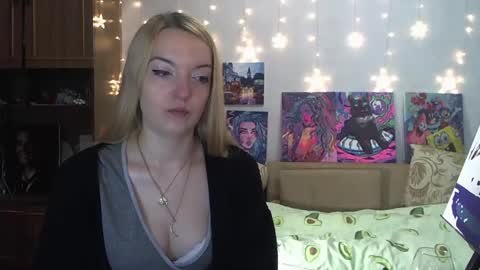 SophiaSonata online show from December 3, 2:22 pm
