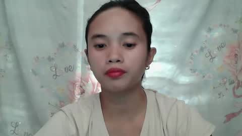 sophie_193 online show from April 29, 4:39 am