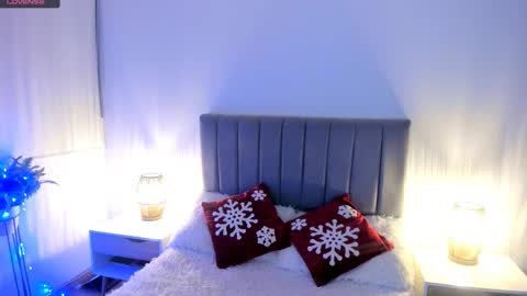 sophie_connors online show from January 10, 10:54 am