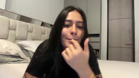 Sophie online show from May 2, 8:58 pm