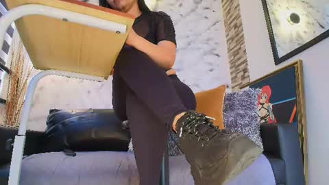 Sophie online show from June 15, 1:58 pm