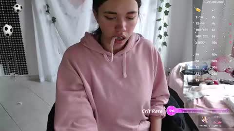 Sophie  online show from July 4, 6:55 pm