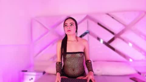 Sophie  online show from February 16, 8:01 am