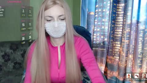 Sophie online show from April 30, 8:19 am