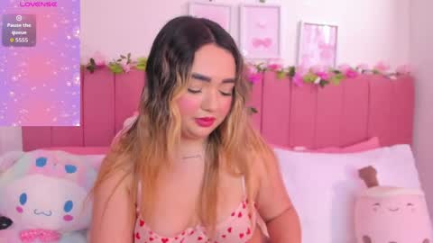 sophiee rosee online show from April 30, 5:40 pm