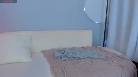 Sophie online show from June 16, 11:42 pm