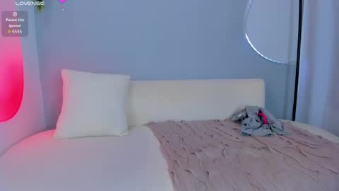 Sophie online show from April 30, 11:53 pm