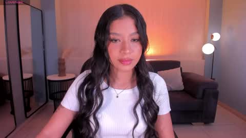 Sophie Houston online show from May 5, 3:13 am
