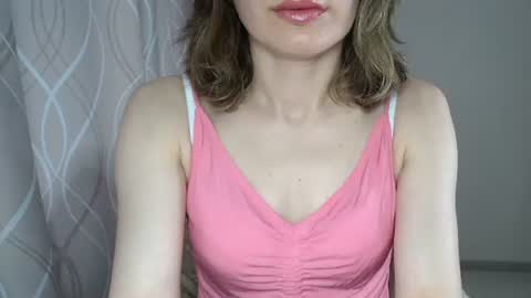 Sophiemisss online show from July 6, 10:45 am
