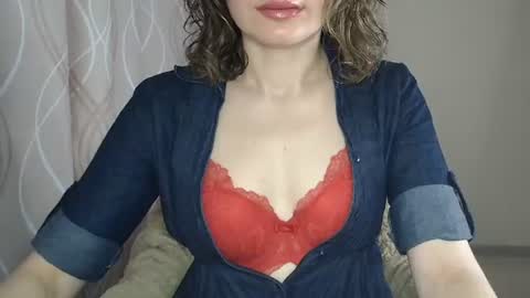 Sophiemisss online show from June 23, 6:32 am