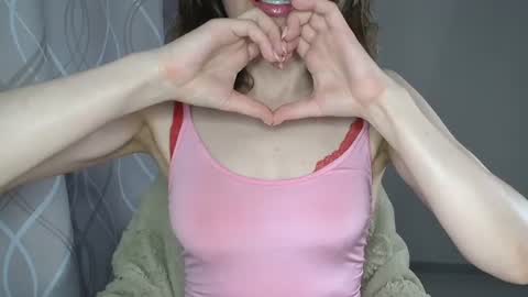 Sophiemisss online show from August 2, 6:26 am