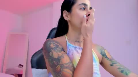 sophierooy online show from August 2, 3:30 am