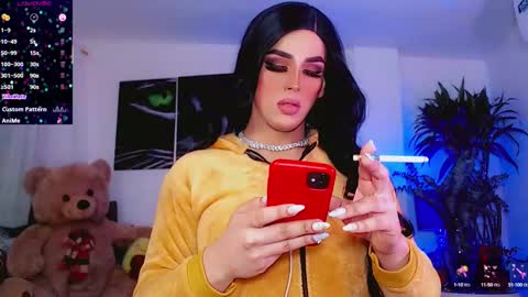 Sophie Sweet online show from September 18, 10:08 am