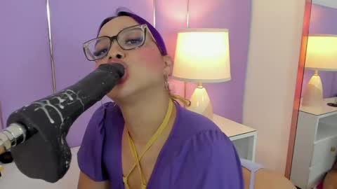 Sophy online show from October 6, 12:01 pm