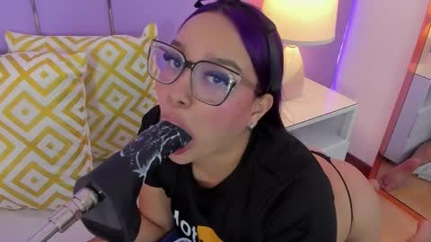 Sophy online show from March 12, 11:58 am