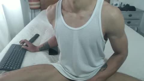 Snapshot of sornero777111 chatting on September 29, 7:13 pm businessman online show from September 29, 7:13 pm