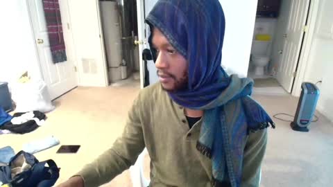 sorryicum online show from February 9, 5:01 pm