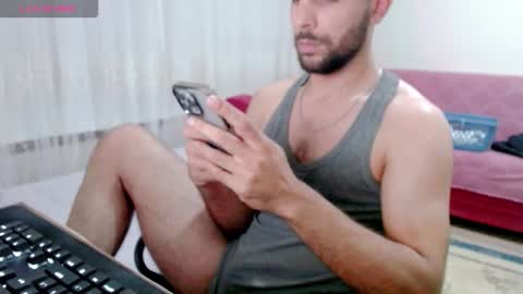 Snapshot of sorrymybadd chatting on October 23, 10:10 pm luis online show from October 23, 10:10 pm