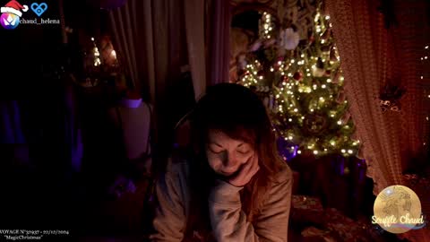 Snapshot of souffle_chaud chatting on December 22, 5:53 pm . . online show from December 22, 5:53 pm