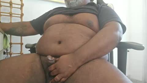 Snapshot of southgolan chatting on January 16, 12:52 pm Golan online show from January 16, 12:52 pm