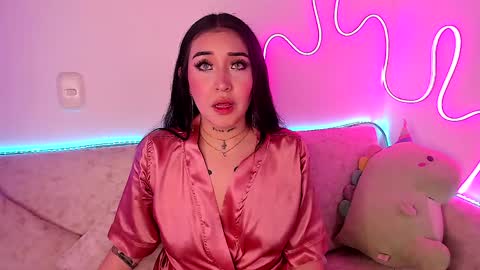 soy_camila_ online show from February 7, 6:13 pm
