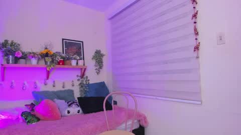 Sarah Valentina online show from February 28, 9:58 am