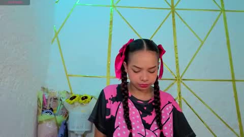 sheila smitt  online show from January 12, 7:43 pm