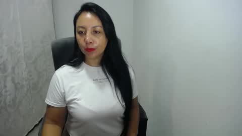 soy Elena online show from April 25, 11:12 am