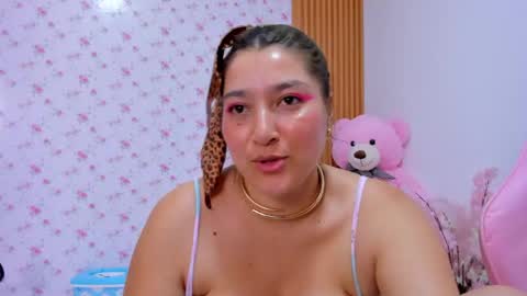 SoyQueen online show from May 2, 5:24 am