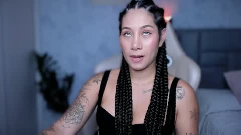 brisa  s online show from November 26, 6:04 pm