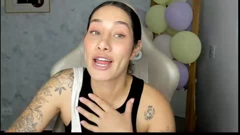 brisa  s online show from July 4, 9:29 pm