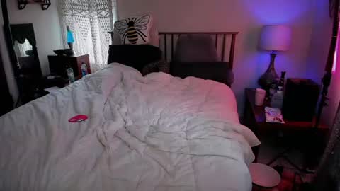 AmberSpanks online show from July 14, 12:25 am