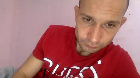 Snapshot of sparei7 chatting on December 5, 9:22 am Snaiky online show from December 5, 9:22 am