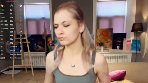 Kate online show from August 7, 7:28 am