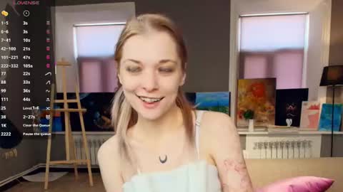 Kate online show from August 9, 7:14 am