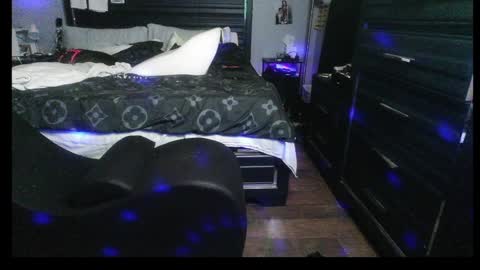 ROMEO JULIETXXX online show from December 4, 9:01 am