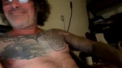 specter1972 online show from April 28, 1:58 am