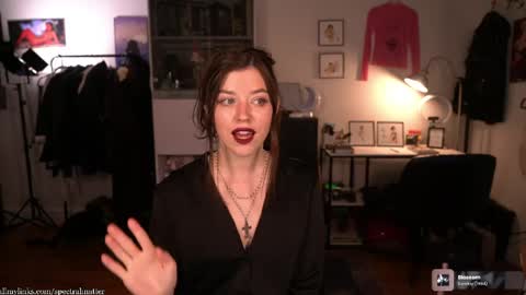m online show from May 8, 11:32 pm