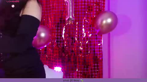 scarlett online show from July 19, 2:30 pm