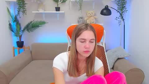 spicy_lexi online show from October 1, 7:18 am
