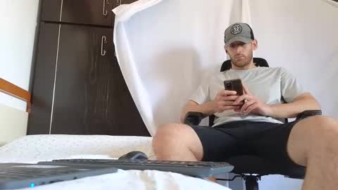 Snapshot of spider_0090 chatting on September 17, 9:13 am Marco. When Im offline you can view premium content in bio online show from September 17, 9:13 am