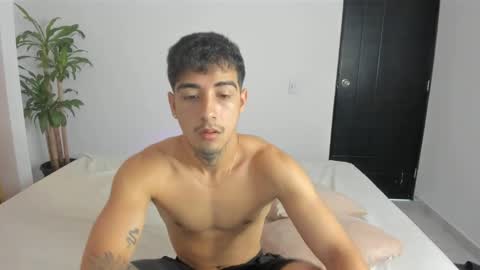 spider master online show from February 22, 8:00 pm