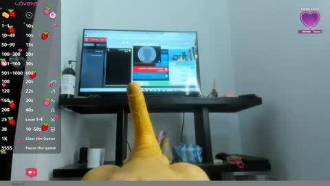 EVA online show from May 5, 11:54 pm
