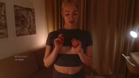 Elizabeth online show from February 28, 5:26 pm