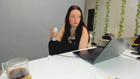 Lilith online show from July 8, 11:13 am