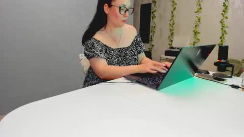 Lilith online show from July 16, 10:44 pm